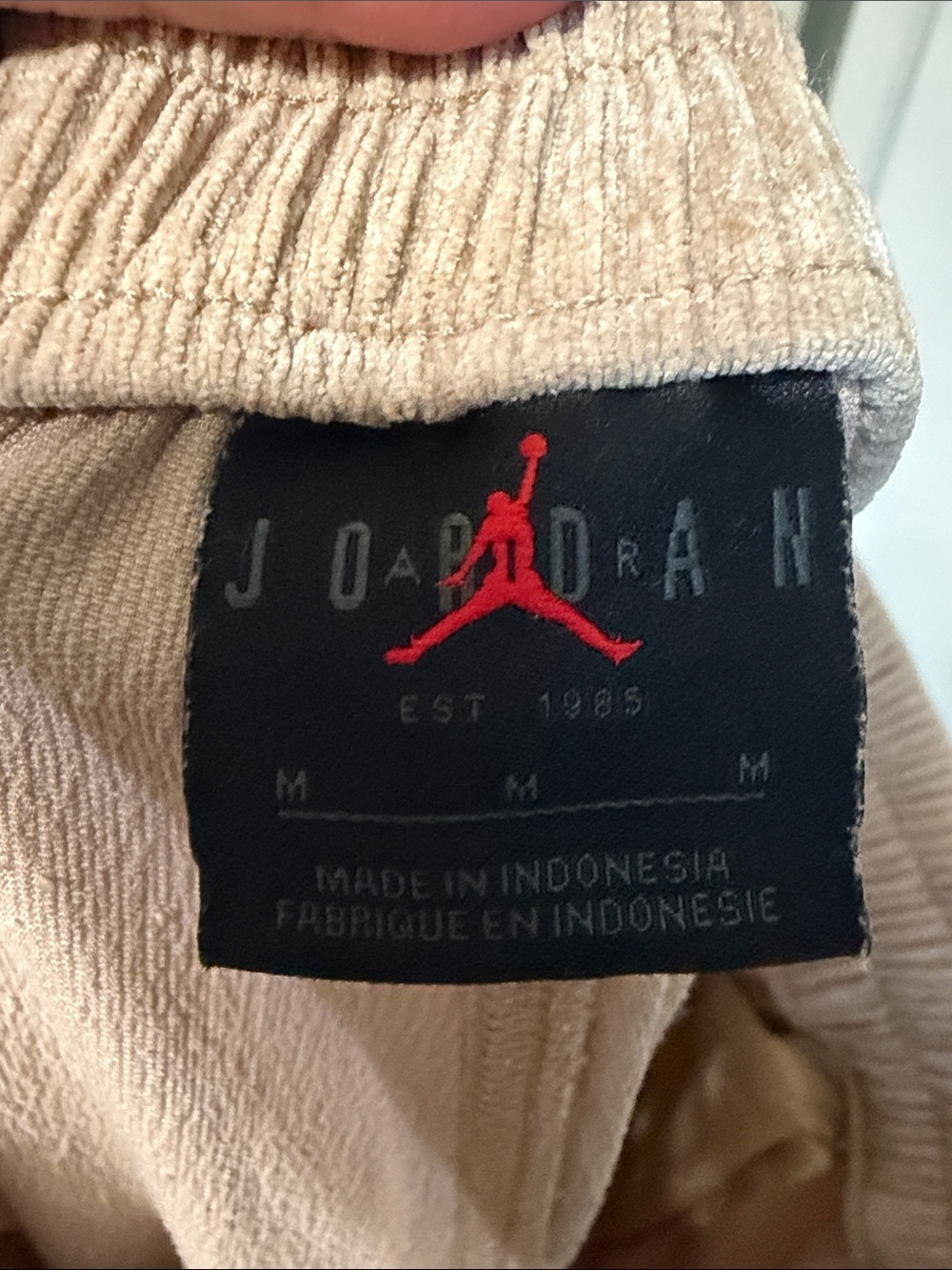 NWOT Nike Air Jordan Women’s Corduroy Chicago Trousers Desert Size Medium - Picture 14 of 15